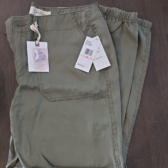 NWT Jessica Simpson Green Pants - Picture 1 of 8